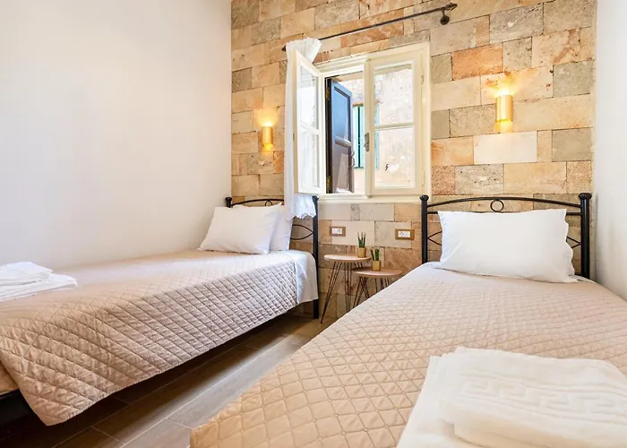 Medieval Poem Διαμέρισμα *