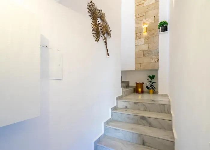 Medieval Poem Διαμέρισμα *