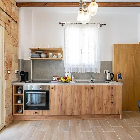 Daire Medieval Poem Rhodes City