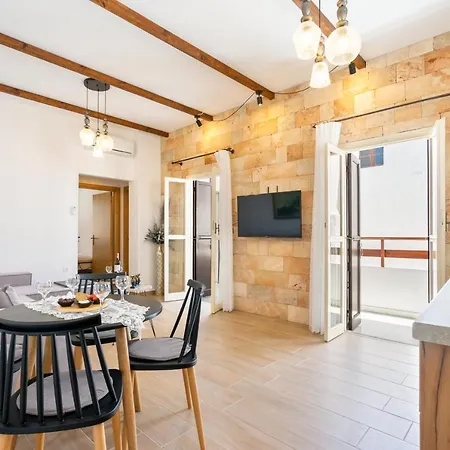 Medieval Poem Apartament