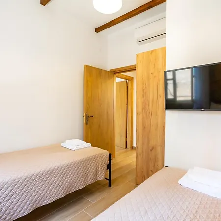 Medieval Poem * Rhodes City