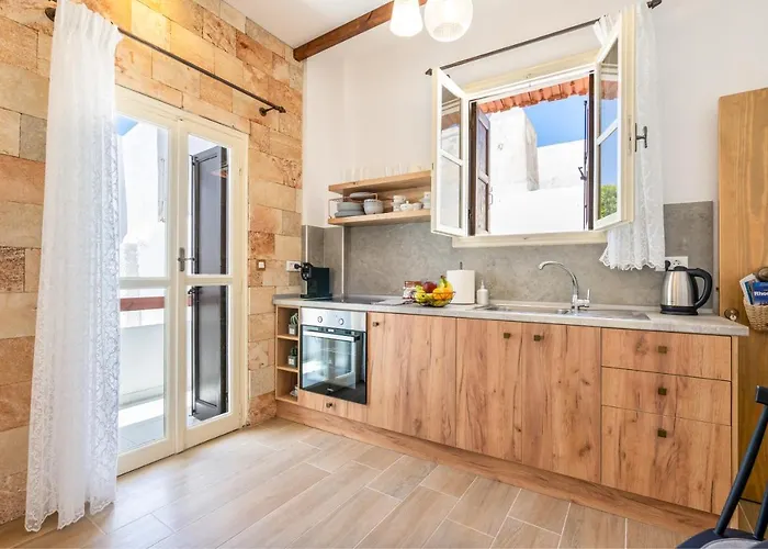 Medieval Poem Apartamento *