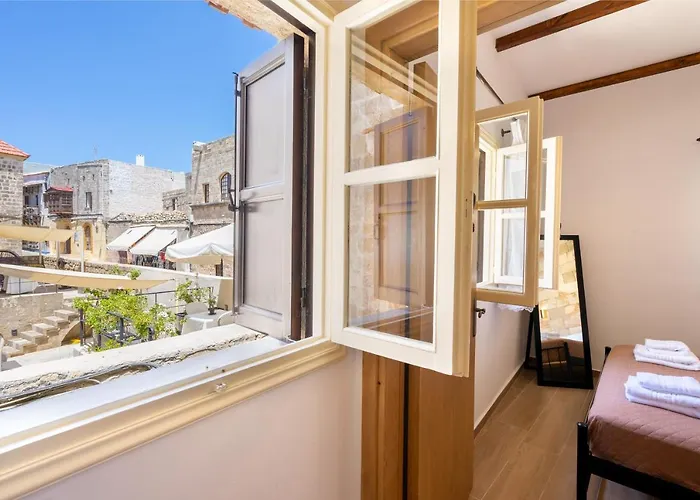 Apartamento Medieval Poem *