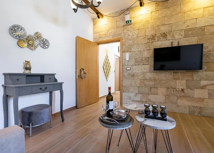 Medieval Poem Apartamento Rhodes City