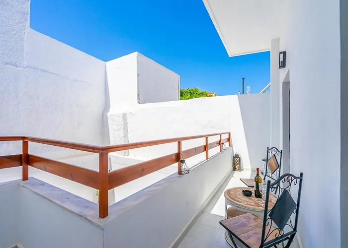 Medieval Poem Appartement *